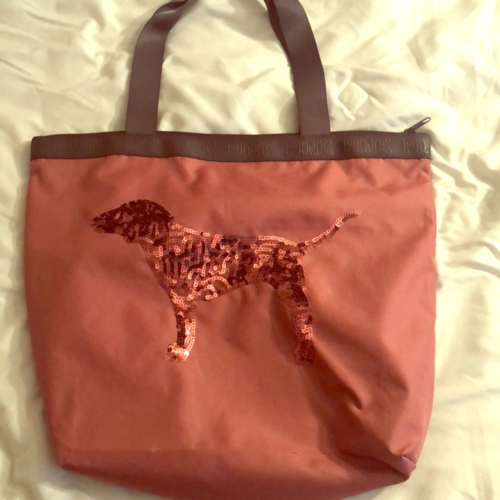 A Victoria secret pink tote